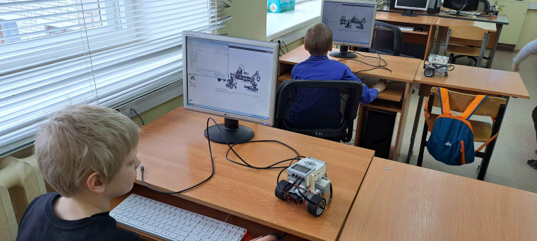 Программа «Робототехника» для обучающихся 2-х  классов в МОУ «СОШ № 6».